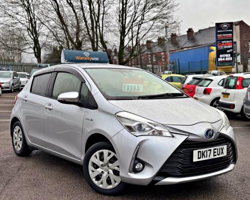 2017 YARIS HYBRID PETROL PRICE 8,495 YEAR 2017 17 REG MILEAGE 41,069 ENGINE 1.5... photo